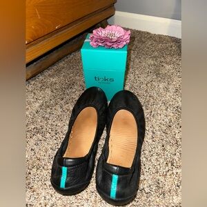 Tieks Black Flats